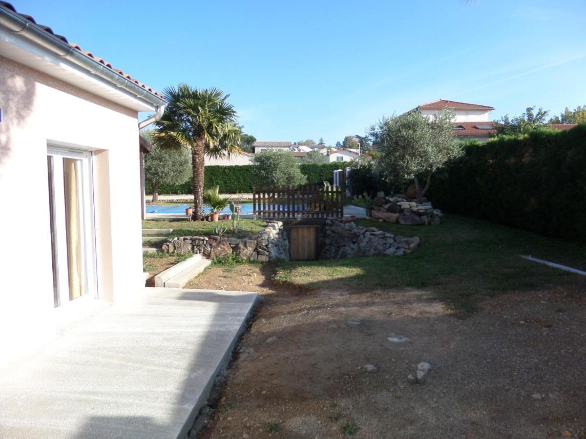 Salaise-sur-Sanne Au Clos Decoeur מראה חיצוני תמונה